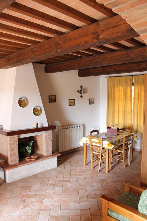 Limite Il Borgo Di Montereggiヴィラ 部屋 写真