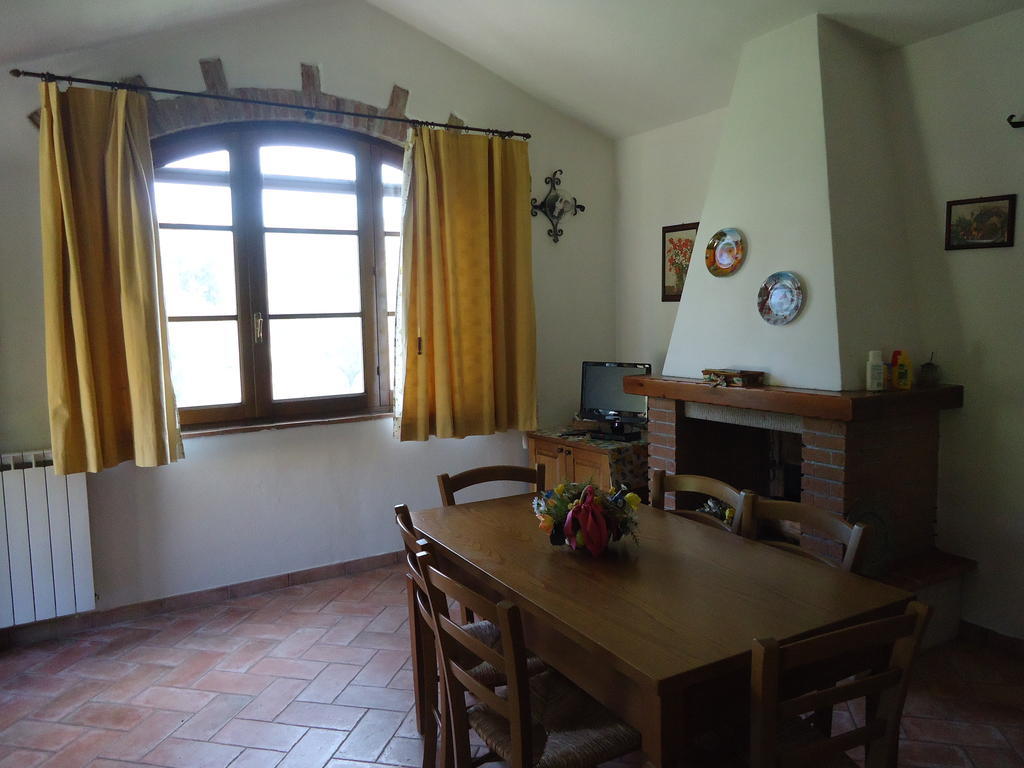 Limite Il Borgo Di Montereggiヴィラ 部屋 写真